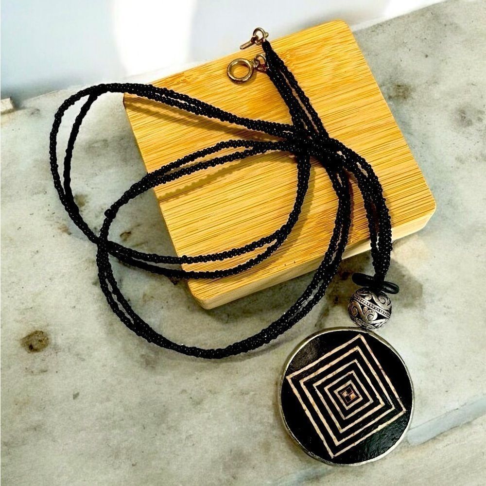 ESTATE BEADED TRIBAL LARGE PENDANT NECKLACE